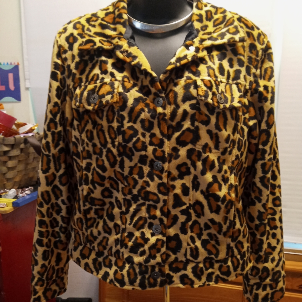 Ladies fashion jacket